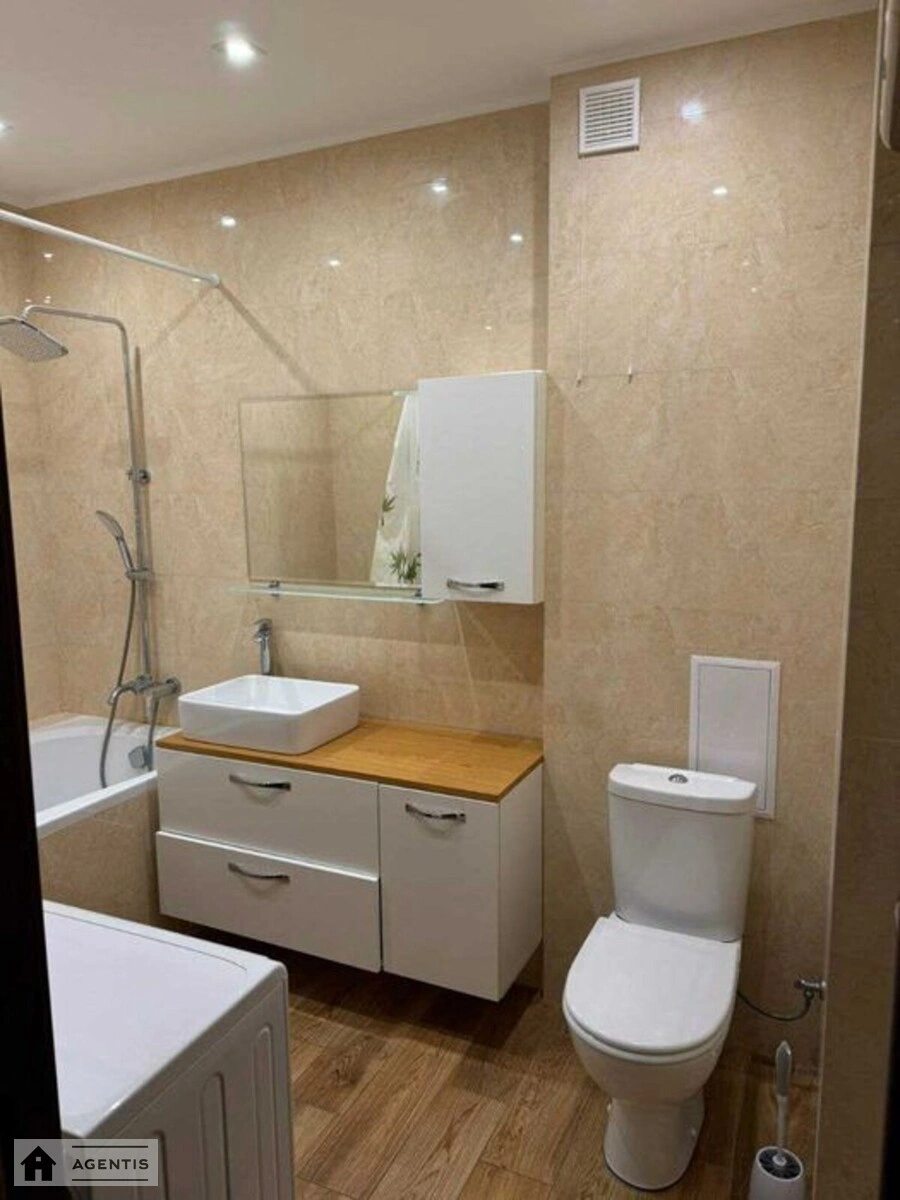 Сдам квартиру 2 комнаты, 63 m², 15 эт./22 этажа. 8, Бориса Гмирі вул., Киев. 