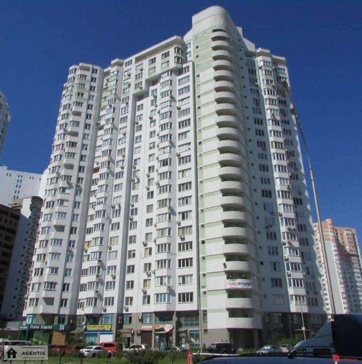 Сдам квартиру 2 комнаты, 63 m², 15 эт./22 этажа. 8, Бориса Гмирі вул., Киев. 