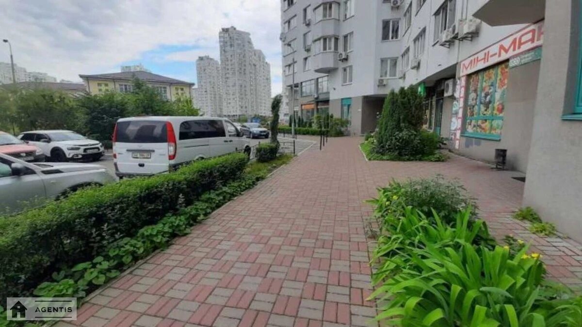 Сдам квартиру 2 комнаты, 63 m², 15 эт./22 этажа. 8, Бориса Гмирі вул., Киев. 