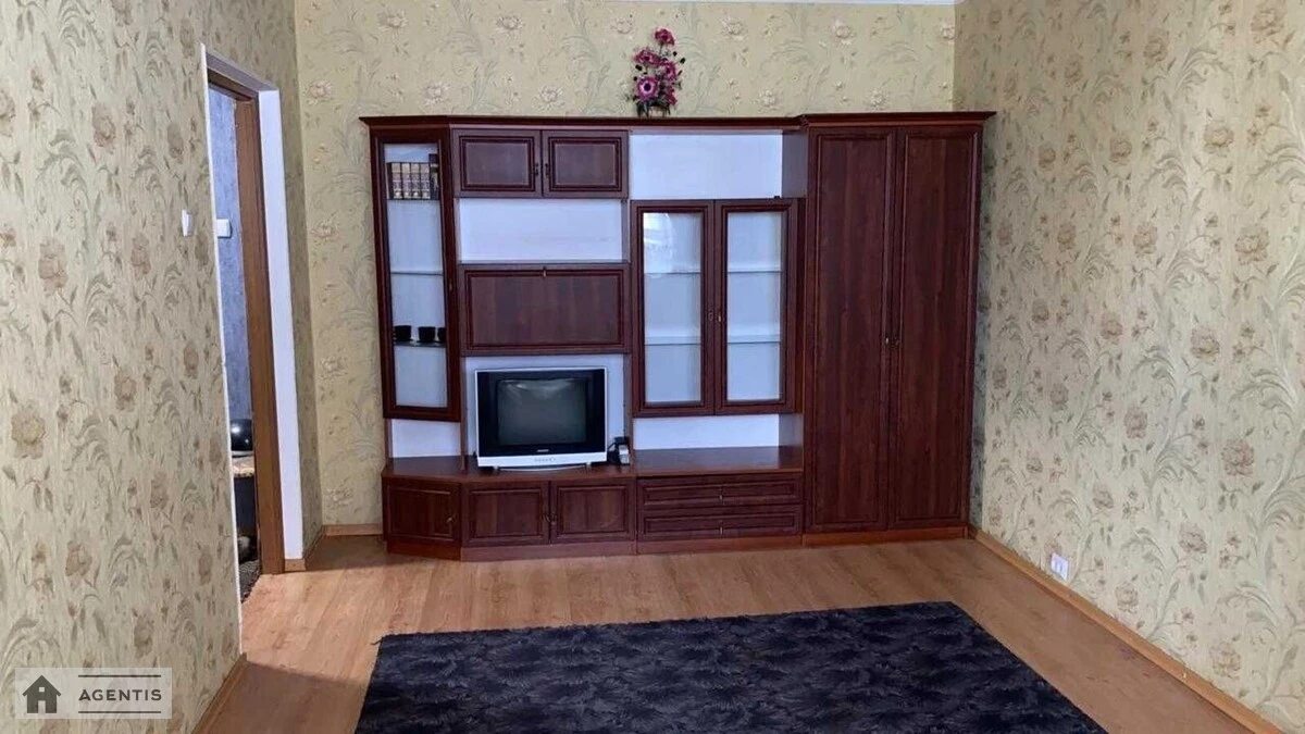 Здам квартиру 2 кімнати, 56 m², 8 пов./12 поверхів. Академіка Глушкова просп., Київ. 