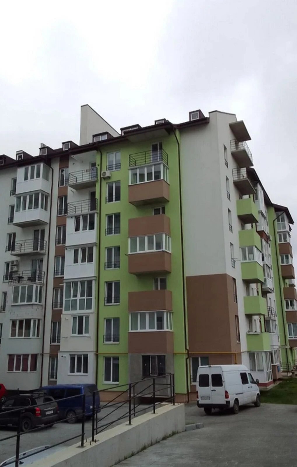 Apartments for sale 1 room, 46 m², 8th fl./9 floors. Petrykov. 