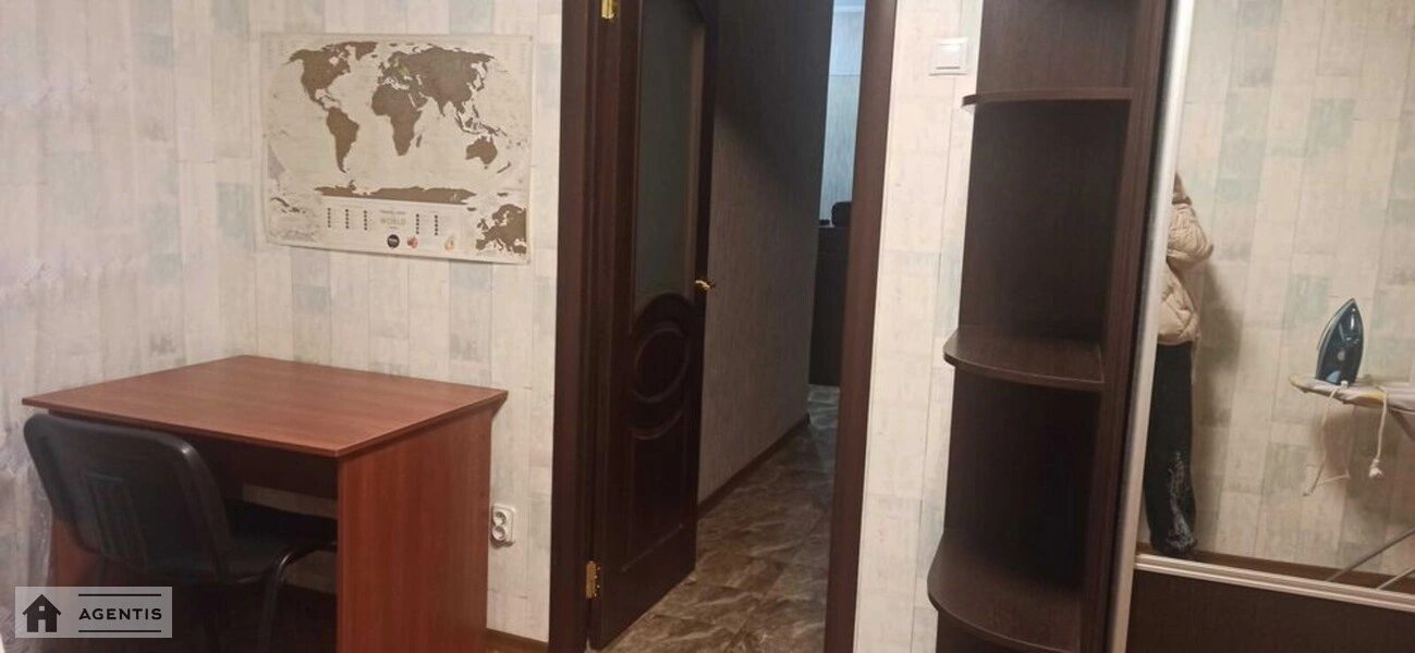 Здам квартиру 2 кімнати, 55 m², 6 пов./10 поверхів. 2, Академіка Корольова вул., Київ. 