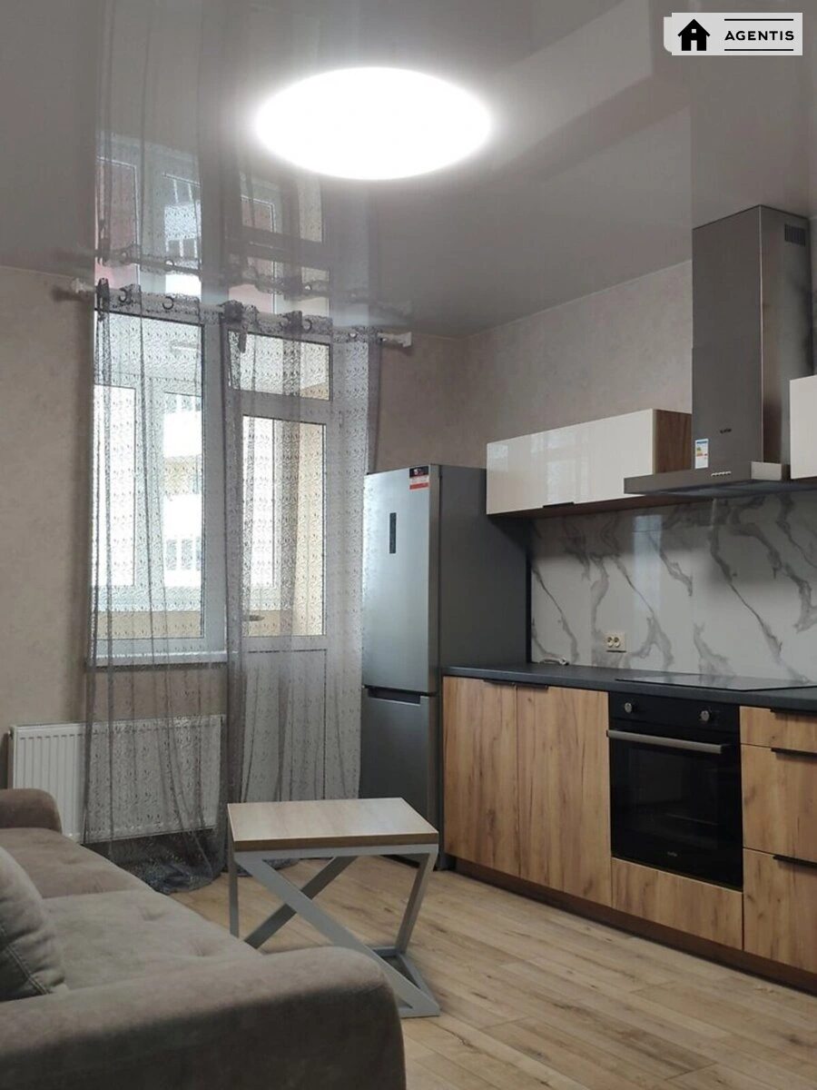 Сдам квартиру 2 комнаты, 51 m², 11 эт./25 этажей. 3, Балтийский 3, Киев. 