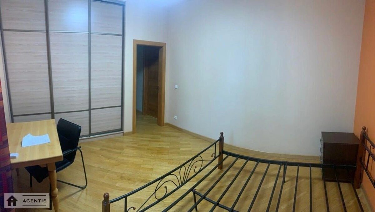 Сдам квартиру 3 комнаты, 103 m², 6 эт./23 этажа. 11, Бульварно-Кудрявська вул. (Воровського), Киев. 