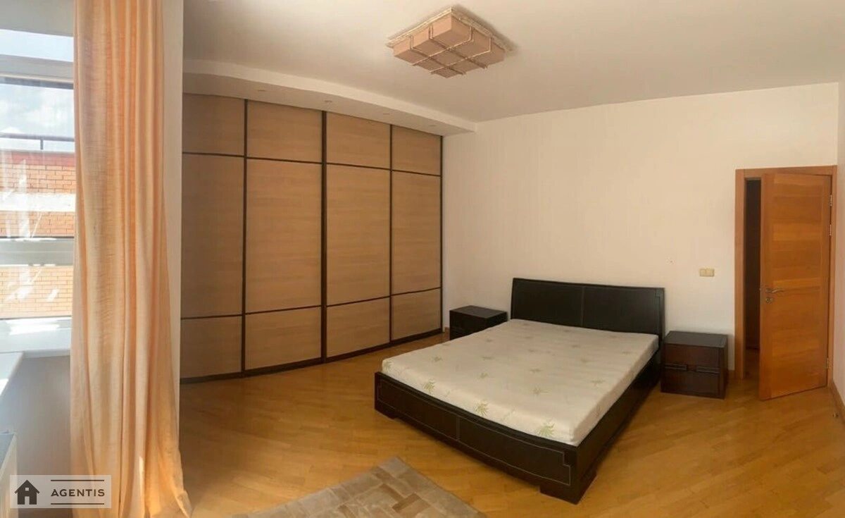 Сдам квартиру 3 комнаты, 103 m², 6 эт./23 этажа. 11, Бульварно-Кудрявська вул. (Воровського), Киев. 