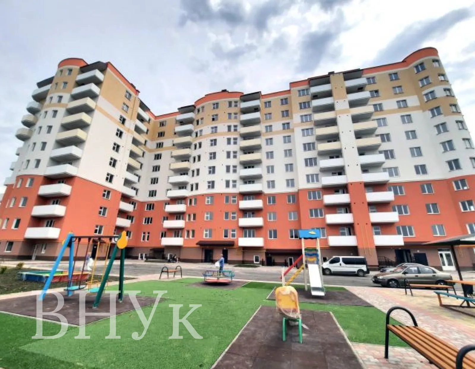 Apartments for sale 1 room, 42 m², 3rd fl./10 floors. Volodymyra Velykoho vul., Ternopil. 