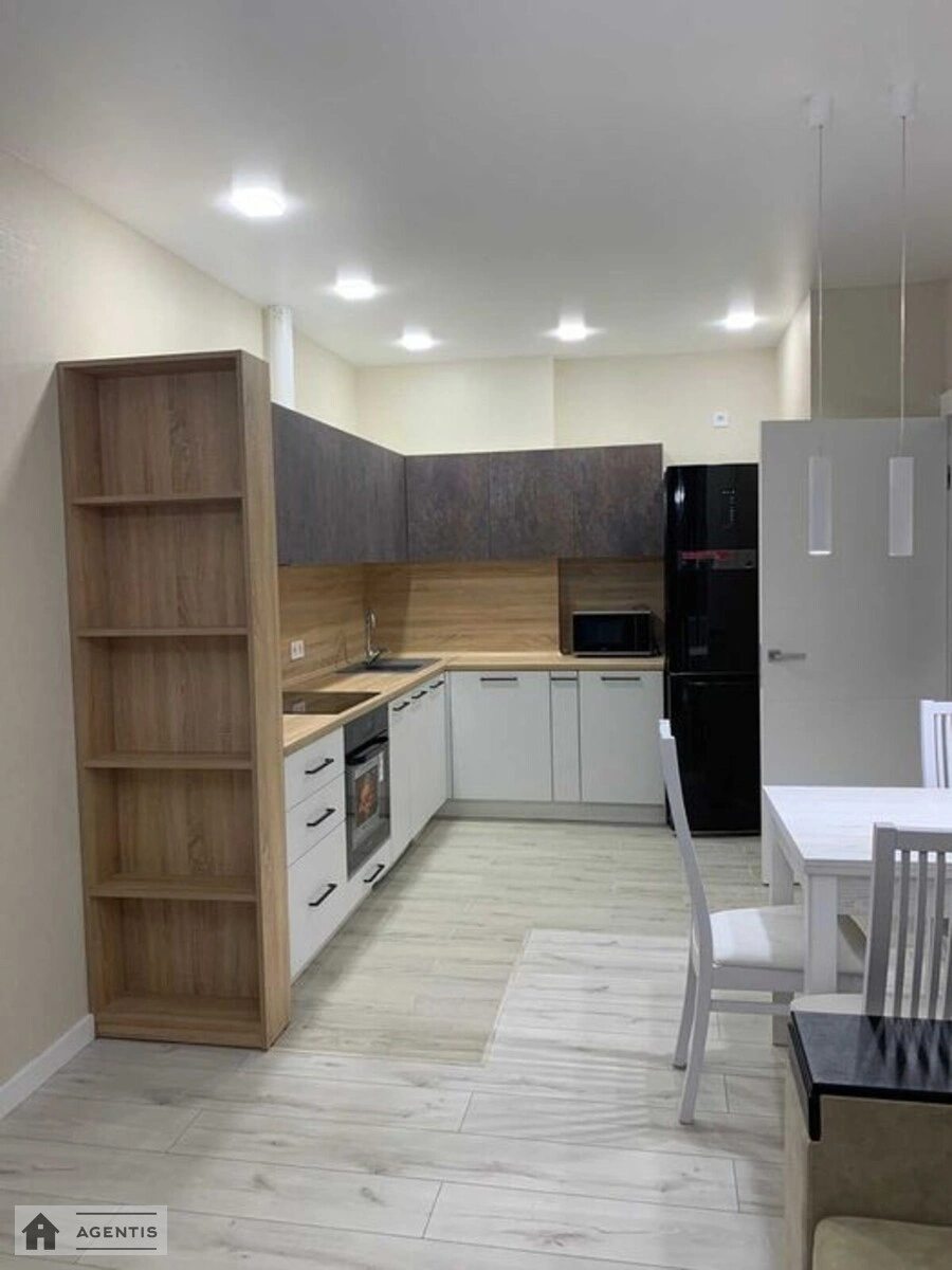 Здам квартиру 1 кімната, 42 m², 4 пов./20 поверхів. 13, Диміївська , Київ. 