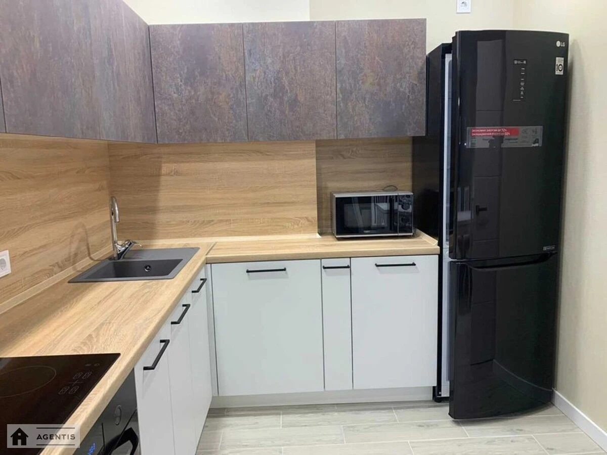 Здам квартиру 1 кімната, 42 m², 4 пов./20 поверхів. 13, Диміївська , Київ. 