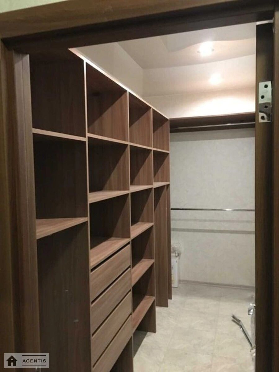 Здам квартиру 1 кімната, 50 m², 20 пов./25 поверхів. 89, Казимира Малевича вул., Київ. 