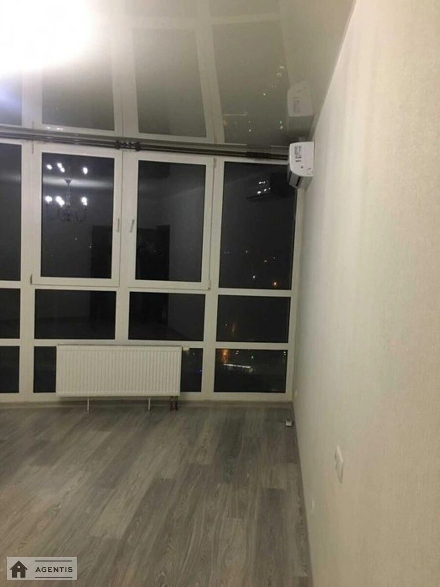 Здам квартиру 1 кімната, 50 m², 20 пов./25 поверхів. 89, Казимира Малевича вул., Київ. 