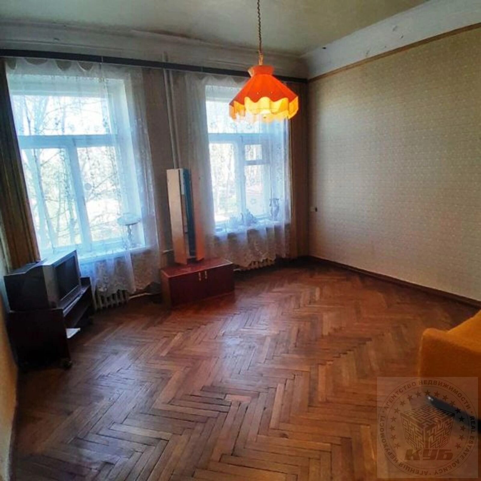 Apartments for sale 3 rooms, 71 m², 2nd fl./5 floors. 2, Aviakonstruktora Antonova vul., Kyiv. 