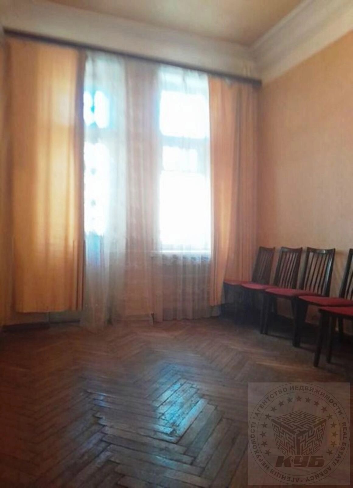 Apartments for sale 3 rooms, 71 m², 2nd fl./5 floors. 2, Aviakonstruktora Antonova vul., Kyiv. 