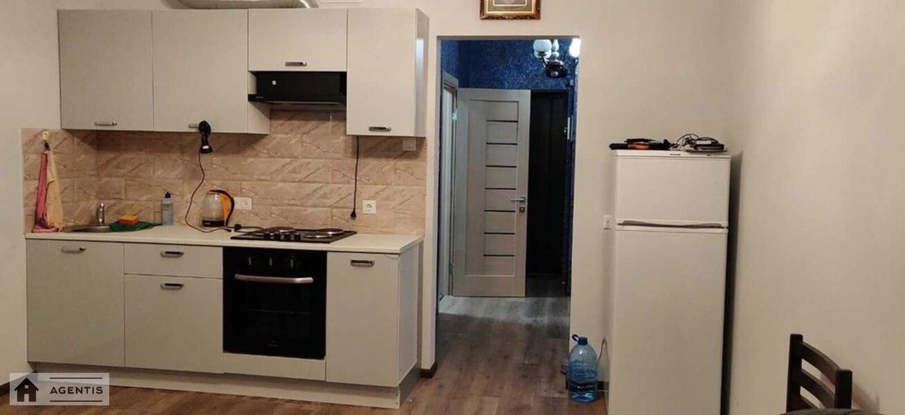 Сдам квартиру 1 комната, 34 m², 3 эт./24 этажа. 5, Ростиславська вул. (Маршала Рибалка), Киев. 