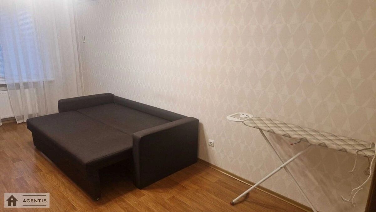 Сдам квартиру 1 комната, 43 m², 20 эт./25 этажей. 3, Софії Русової вул., Киев. 