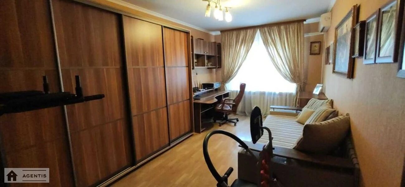 Сдам квартиру 3 комнаты, 98 m², 5 эт./22 этажа. Правды, Киев. 