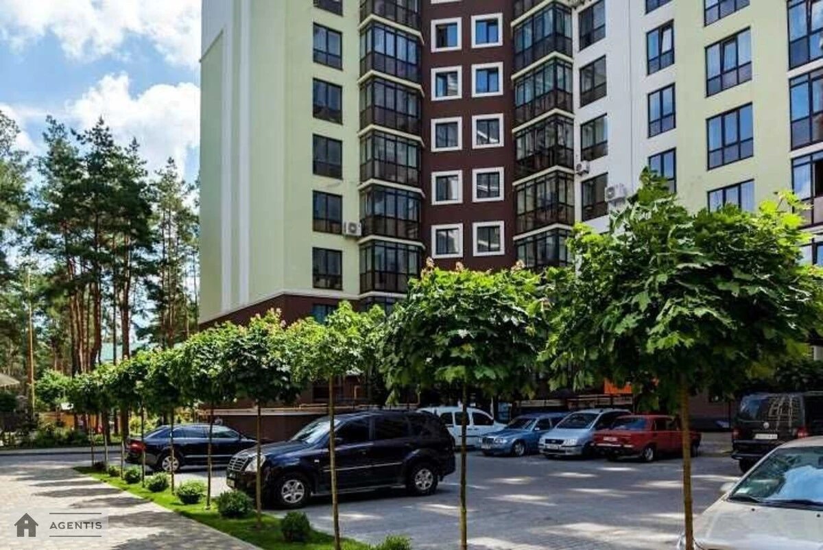 Сдам квартиру 1 комната, 43 m², 6 эт./11 этажей. 34, Радистов 34, Киев. 