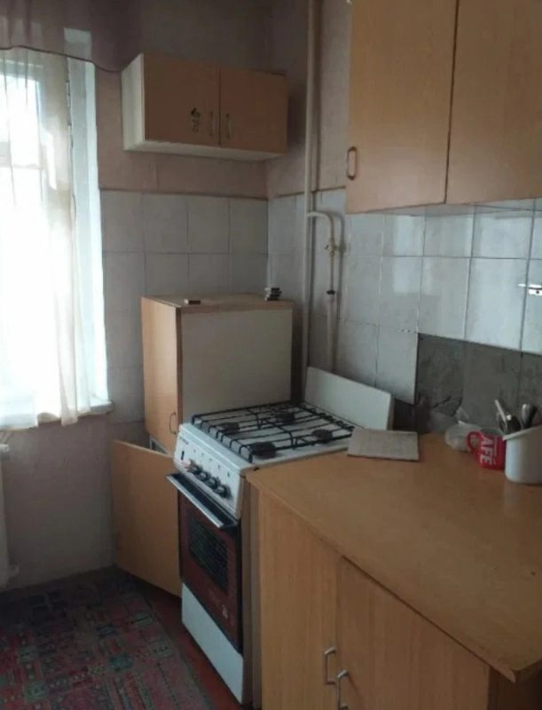 Apartments for sale. 2 rooms, 52 m², 2nd floor/9 floors. 6, Chernyhovskaya, Donetsk. 