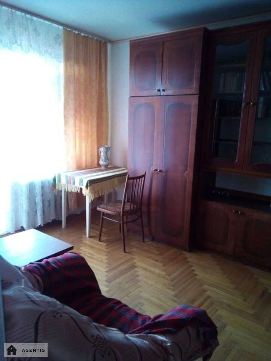 Apartment for rent 2 rooms, 46 m², 8th fl./9 floors. 30, Akademika Bulakhovskoho vul., Kyiv. 