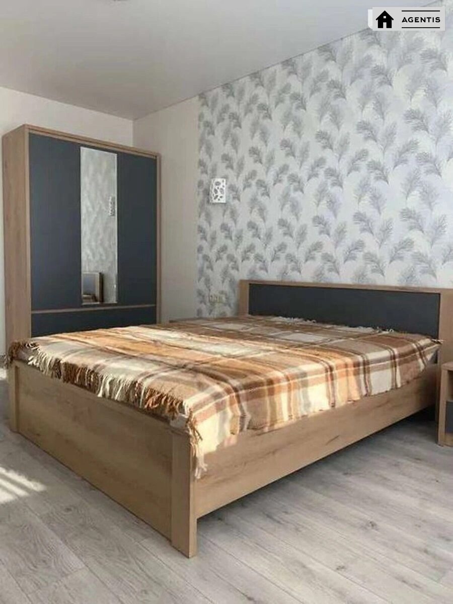 Сдам квартиру 2 комнаты, 83 m², 16 эт./25 этажей. 8, Миколи Руденка бульв. (Кольцова), Киев. 