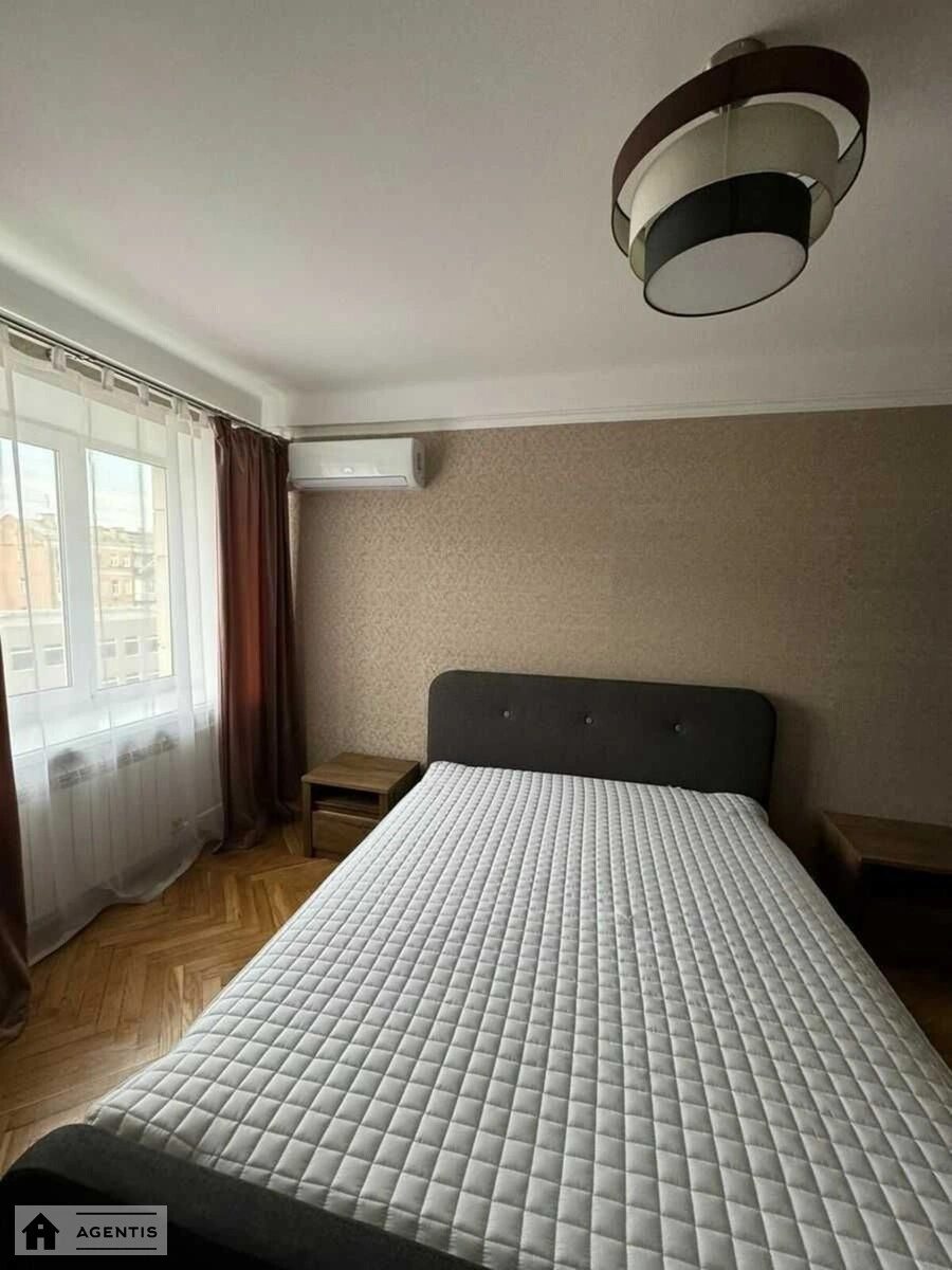 Сдам квартиру 2 комнаты, 54 m², 9 эт./9 этажей. 45, Большая Васильковская 45, Киев. 