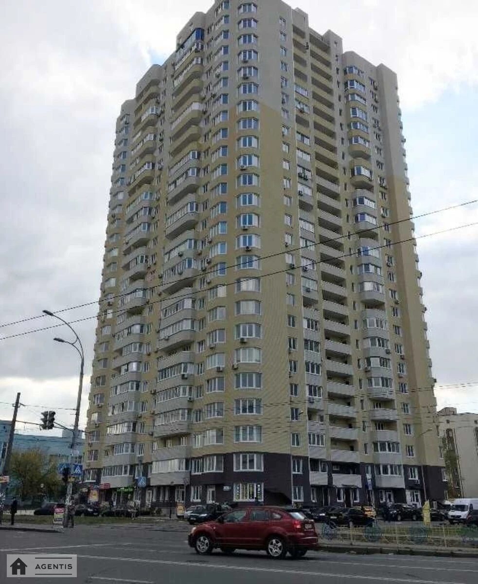 Сдам квартиру 2 комнаты, 72 m², 17 эт./25 этажей. 4, Героїв полку «Азов» вул. (Маршала Малиновського), Киев. 