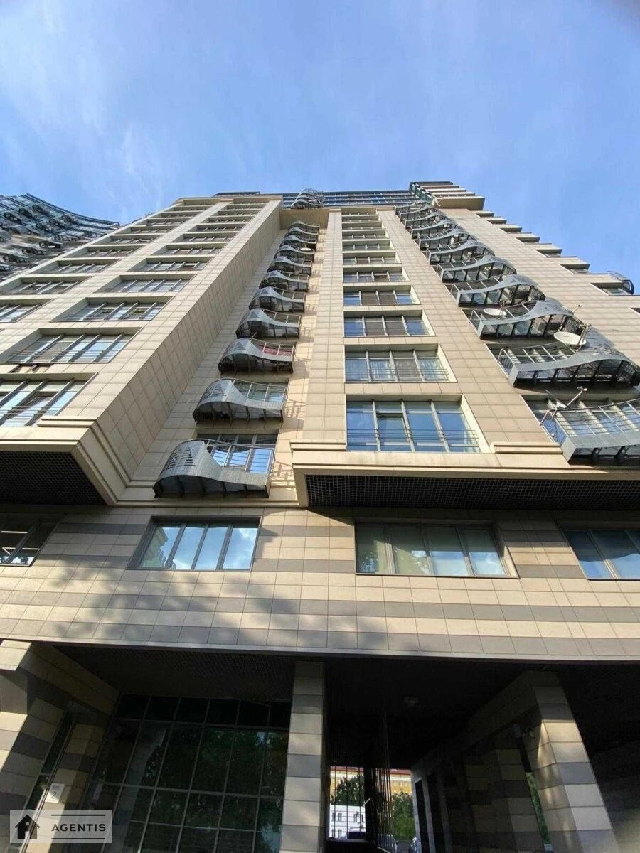 Сдам квартиру 2 комнаты, 82 m², 5 эт./25 этажей. 18, Юрія Іллєнка вул. (Мельникова), Киев. 