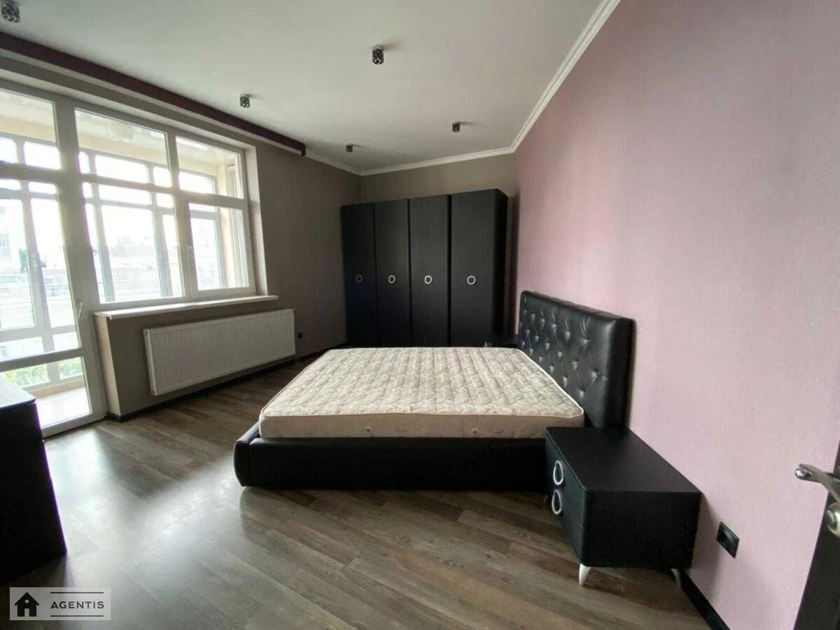 Сдам квартиру 2 комнаты, 82 m², 5 эт./25 этажей. 18, Юрія Іллєнка вул. (Мельникова), Киев. 