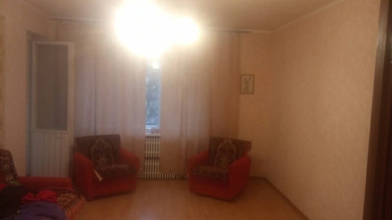 Apartment for rent. 2 rooms, 50 m², 3rd floor/10 floors. Zakharchenko Henerala, Dnipro. 