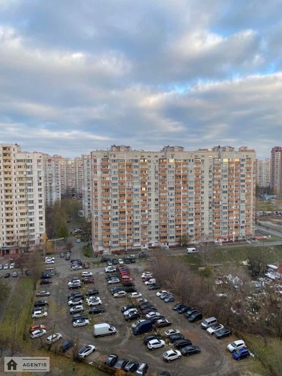 Сдам квартиру 1 комната, 40 m², 16 эт./16 этажей. Дарницкий район, Киев. 