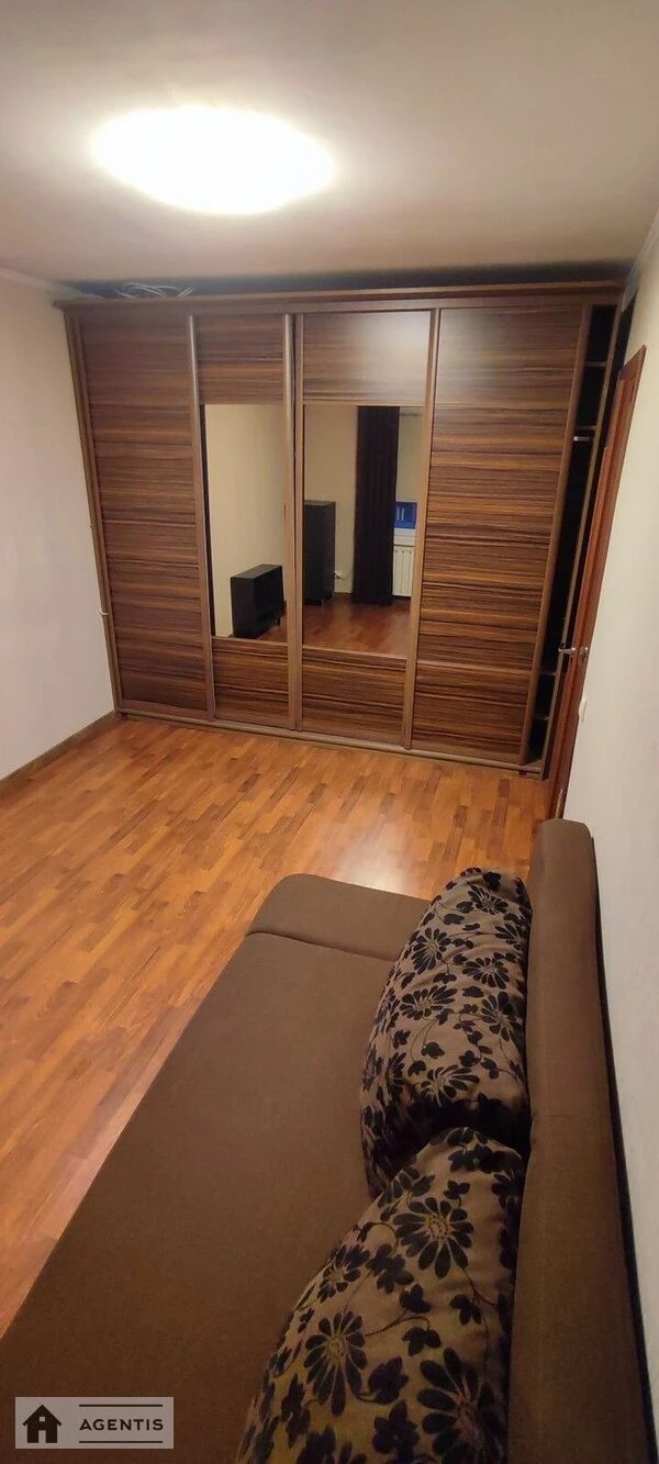 Apartment for rent 1 room, 30 m², 7th fl./9 floors. 11, Galytcka 11, Kyiv. 