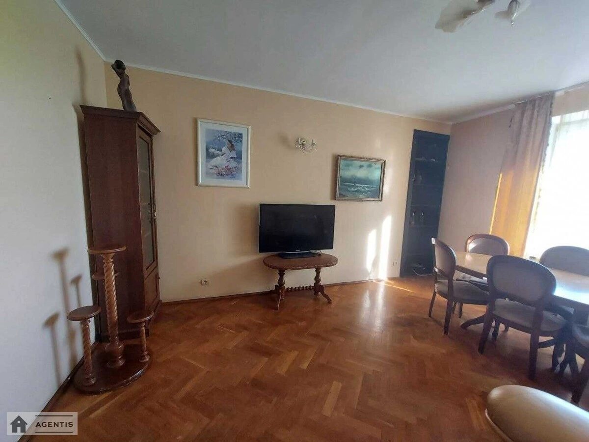 Apartment for rent 3 rooms, 84 m², 16th fl./16 floors. 9, Lesi Ukrayinky 9, Kyiv. 