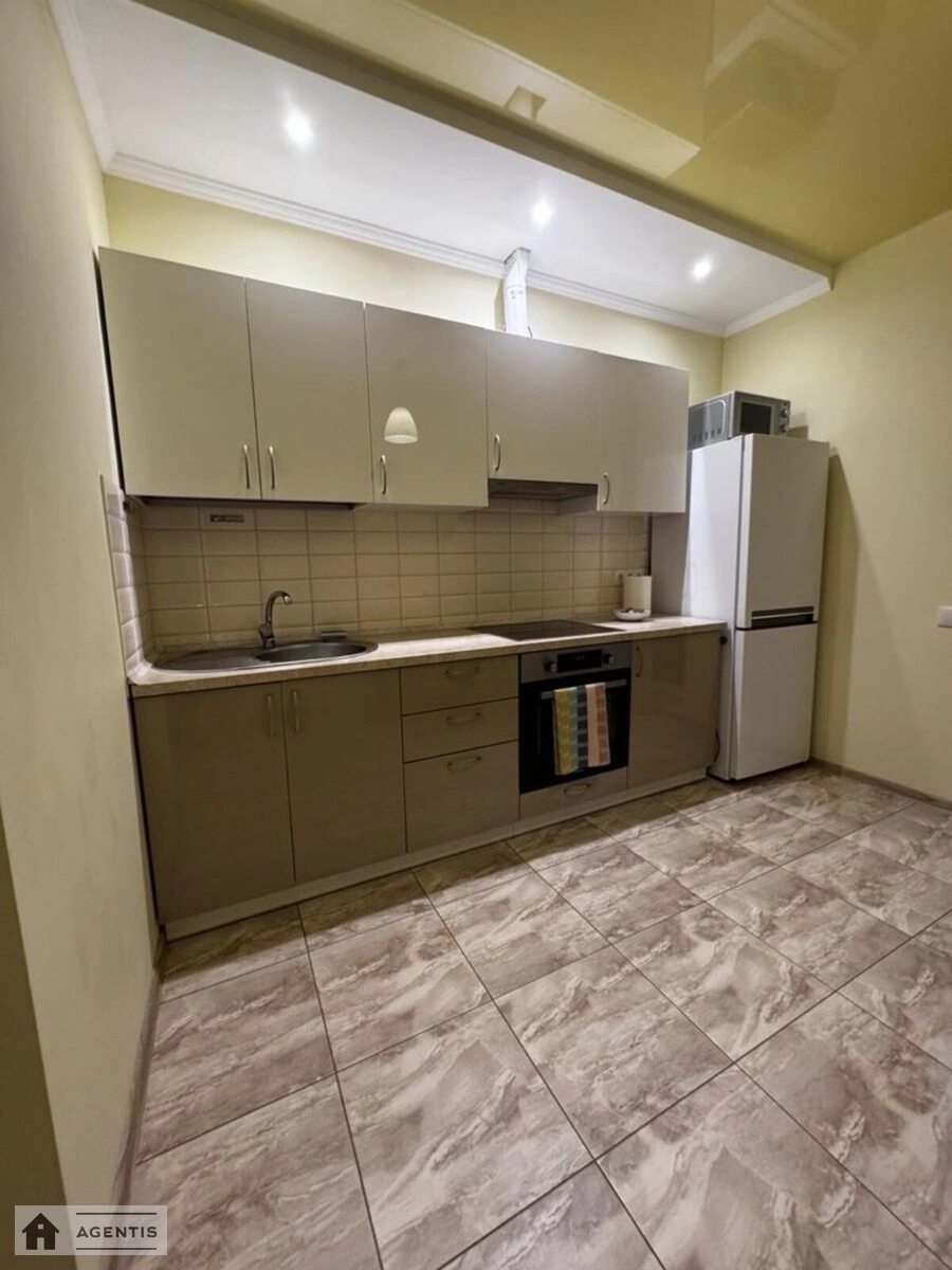 Apartment for rent 1 room, 45 m², 4th fl./25 floors. 1, Obolonskiy 1, Kyiv. 