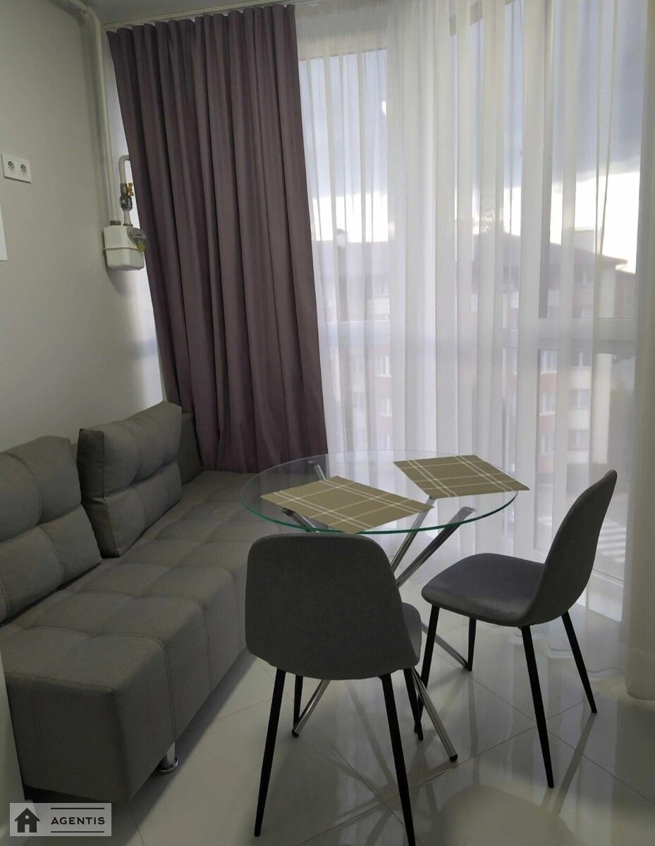 Apartment for rent 1 room, 40 m², 5th fl./10 floors. 1, Martynova , Sofiyivska Borshchahivka. 