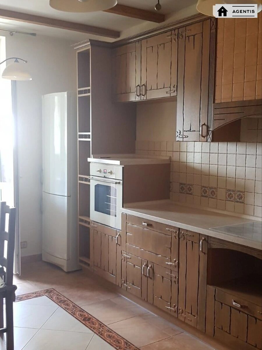 Сдам квартиру 2 комнаты, 74 m², 17 эт./25 этажей. 3, Миколи Бурачека вул. (Левітана), Киев. 