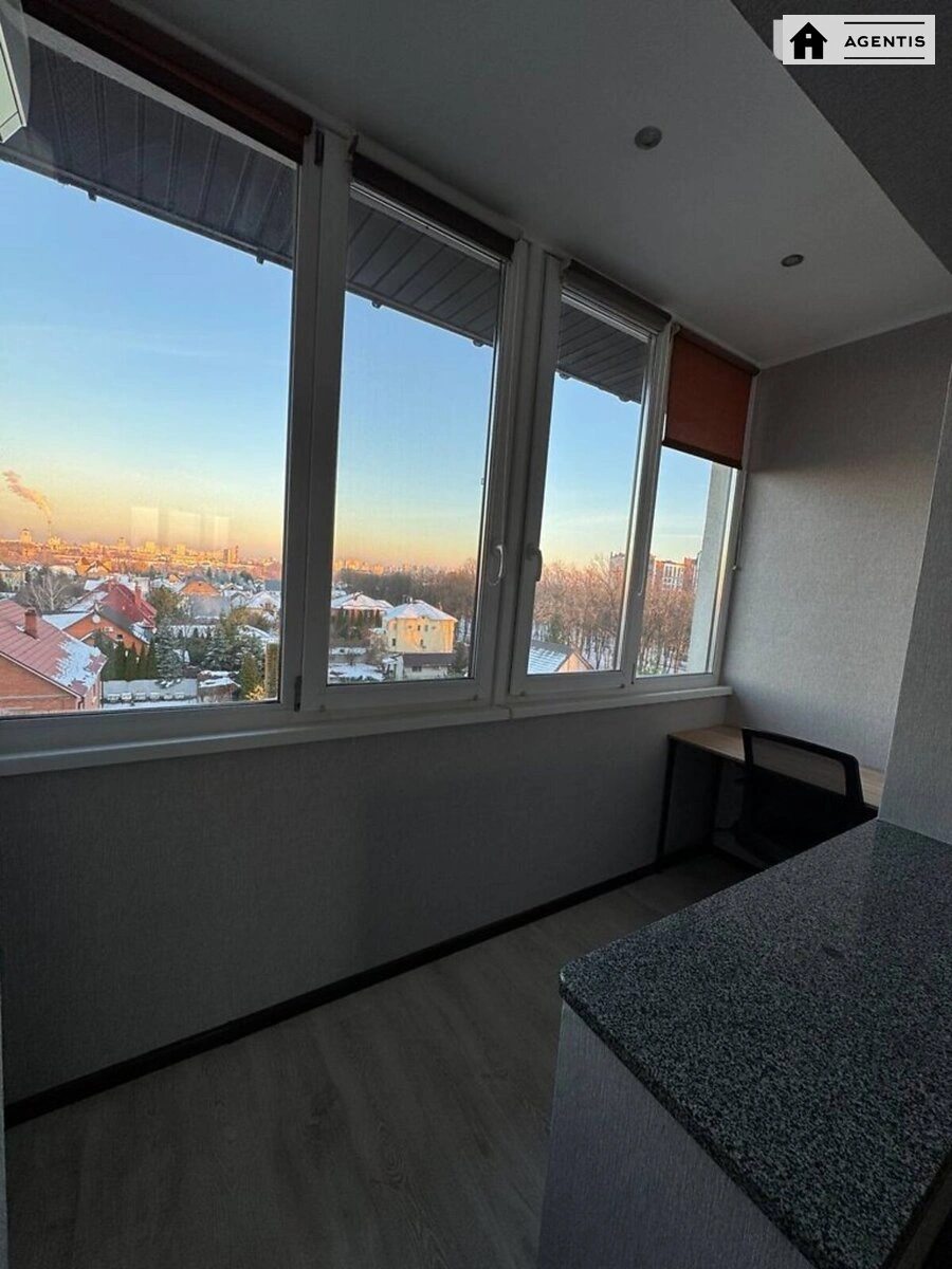 Сдам квартиру 1 комната, 40 m², 5 эт./6 этажей. 15, Софіївська , Софиевская Борщаговка. 