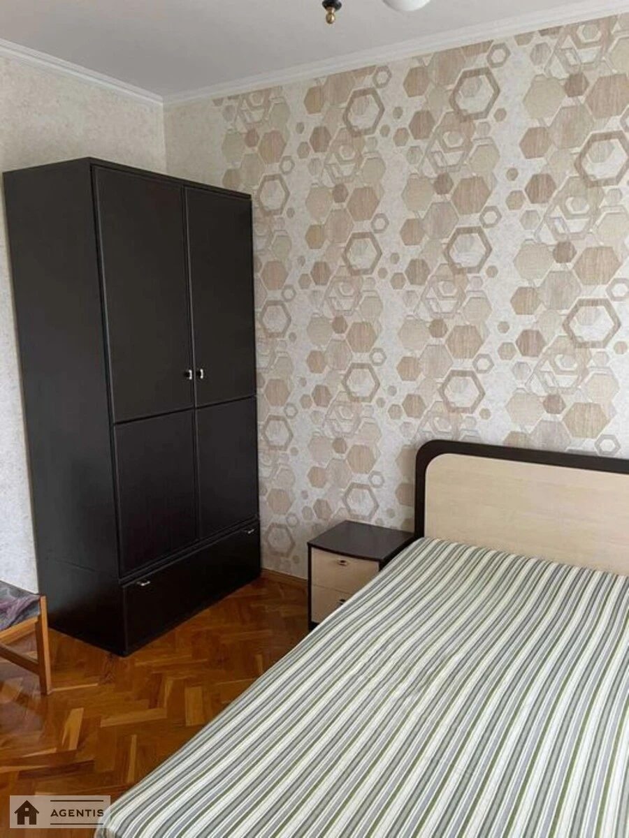 Apartment for rent 2 rooms, 60 m², 6th fl./12 floors. 4, Petra Bolbochana vul. Komandarma Kamenyeva, Kyiv. 