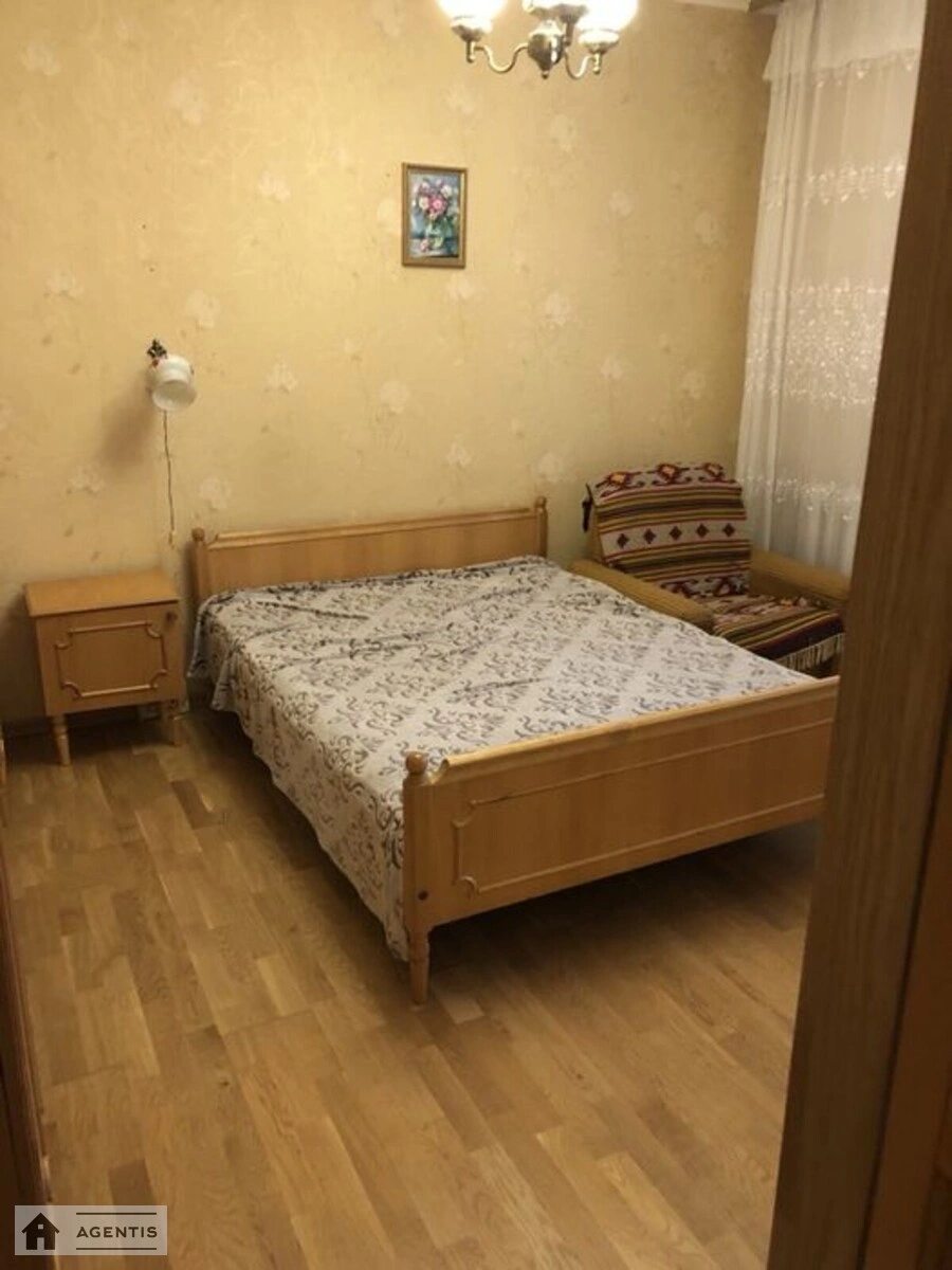 Сдам квартиру 3 комнаты, 75 m², 8 эт./16 этажей. 83, Оноре де Бальзака вул., Киев. 