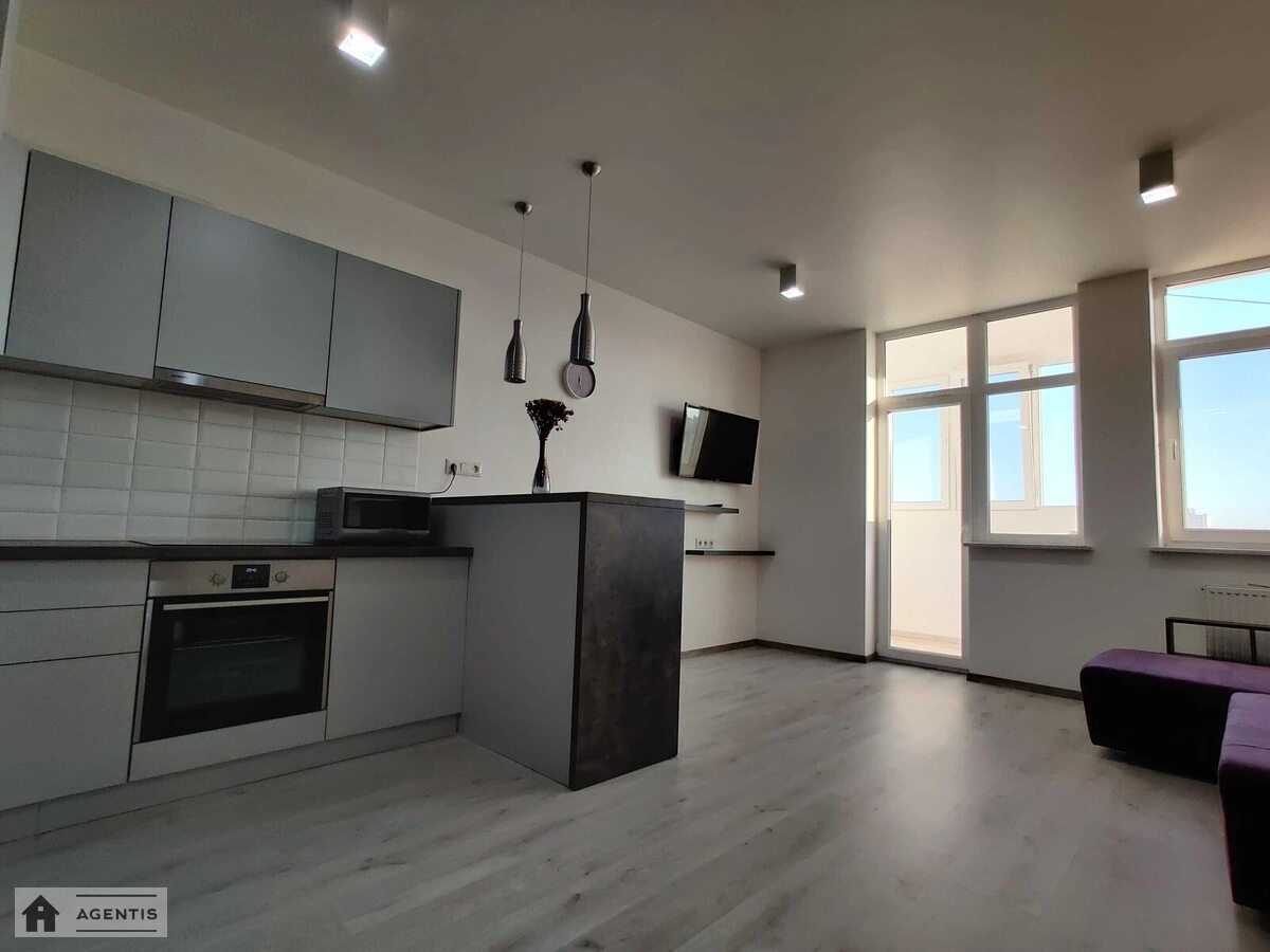 Сдам квартиру 1 комната, 38 m², 18 эт./25 этажей. 3, Олени Пчілки вул., Киев. 