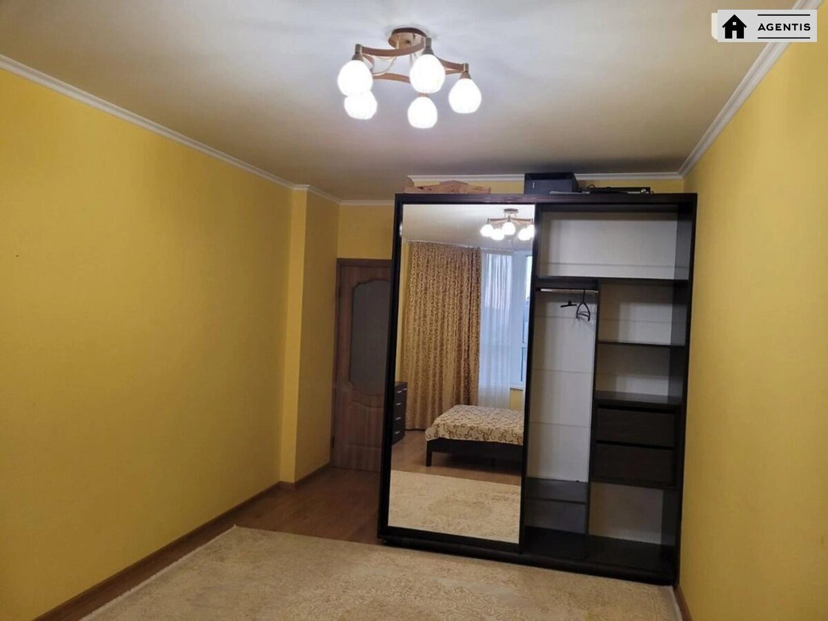 Сдам квартиру 2 комнаты, 73 m², 18 эт./24 этажа. 51, Юрія Іллєнка вул. (Мельникова), Киев. 