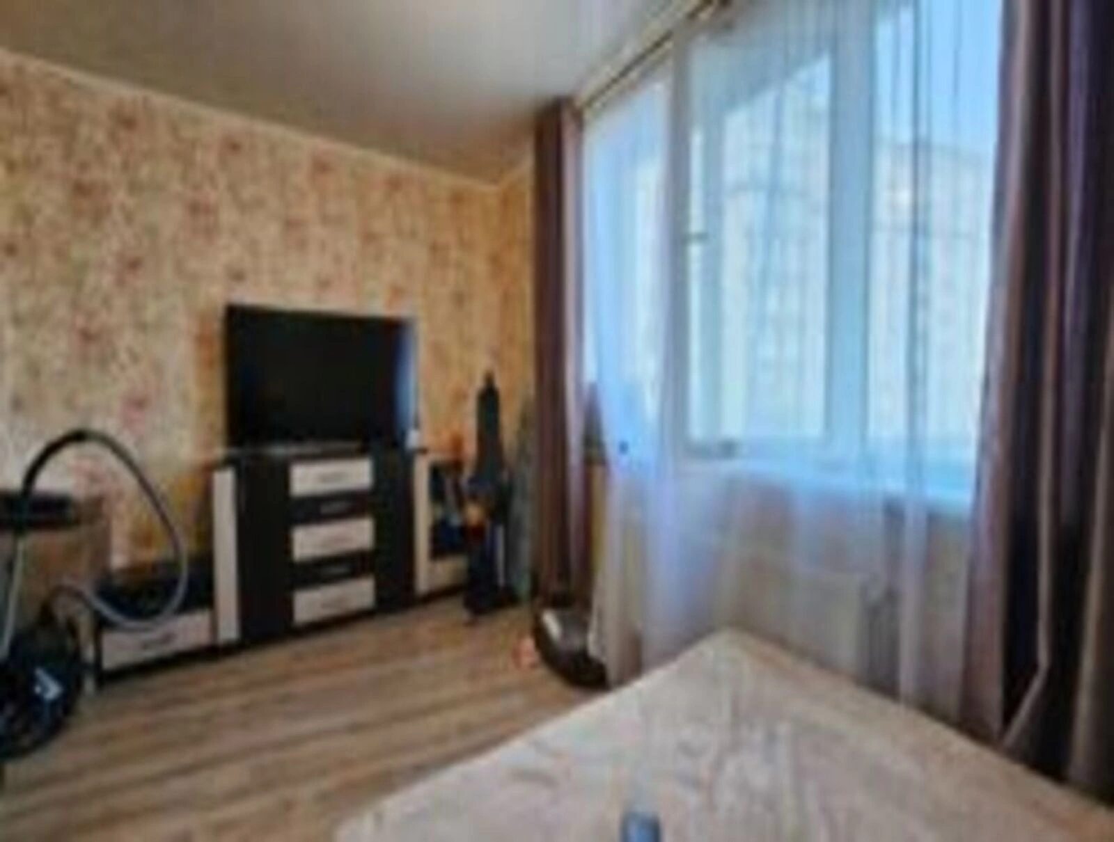 Apartments for sale 1 room, 42 m², 4th fl./9 floors. 10, Ternopilska , Petropavlovskaya  Borshchahovka. 