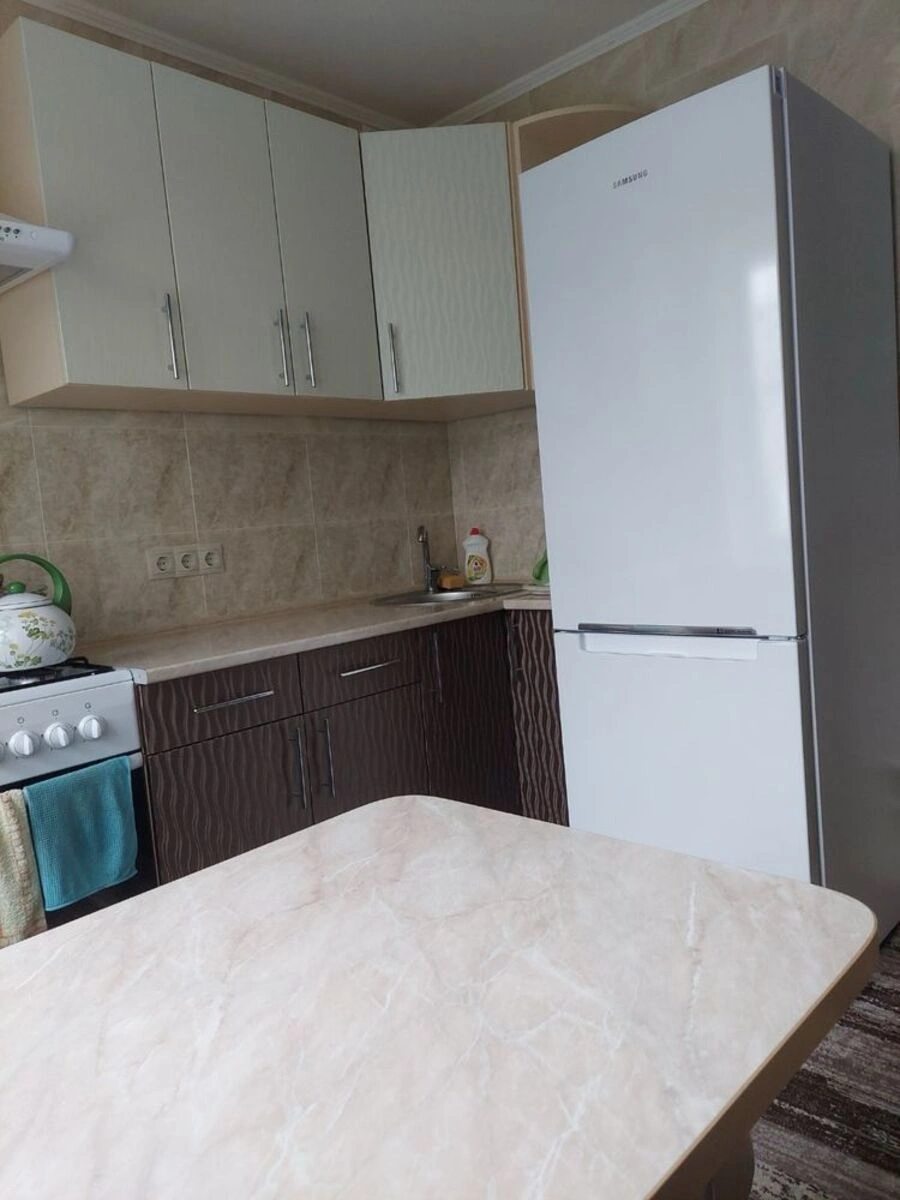 Apartments for sale 1 room, 32 m², 4th fl./5 floors. Kropyvnytskyy. 