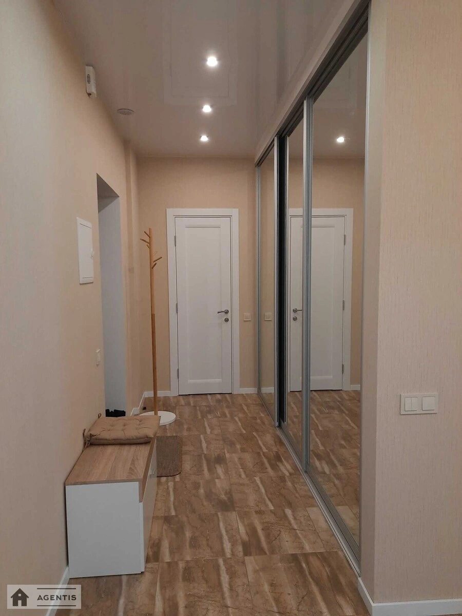 Сдам квартиру 2 комнаты, 53 m², 14 эт./22 этажа. 2, Михайла Донця вул., Киев. 