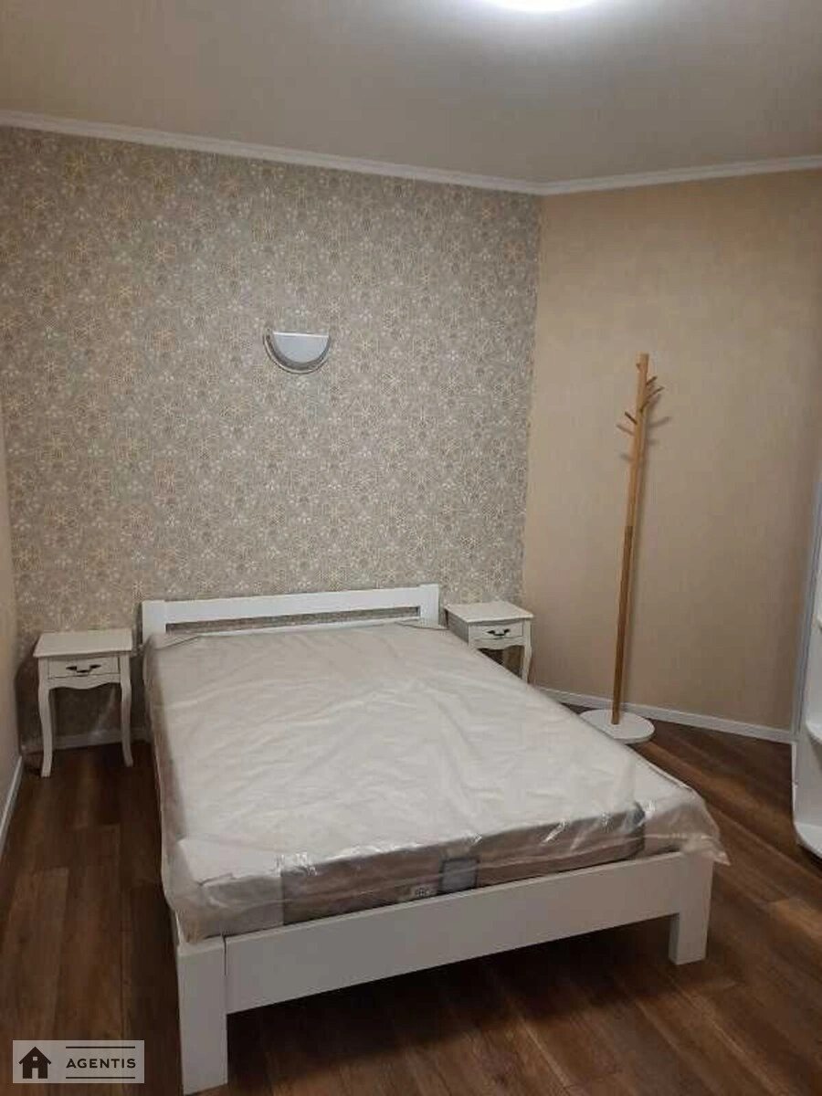 Сдам квартиру 2 комнаты, 53 m², 14 эт./22 этажа. 2, Михайла Донця вул., Киев. 