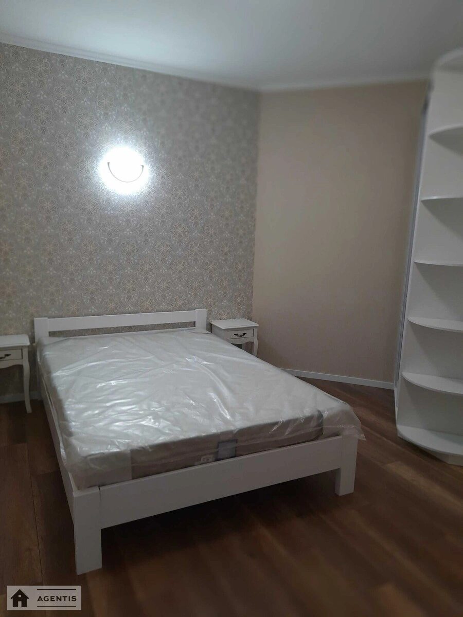 Сдам квартиру 2 комнаты, 53 m², 14 эт./22 этажа. 2, Михайла Донця вул., Киев. 