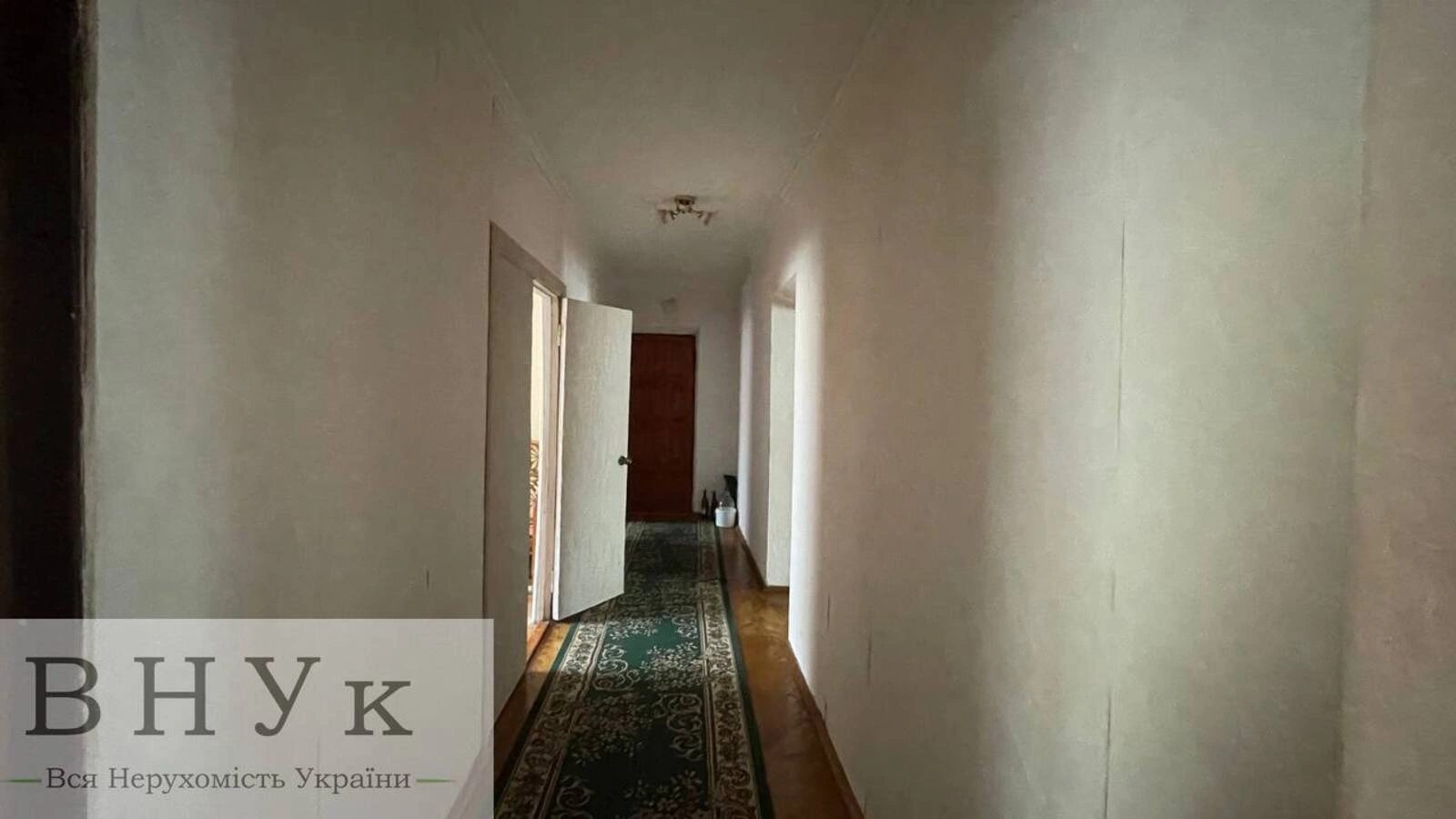 Apartments for sale 4 rooms, 82 m², 1st fl./9 floors. Zluky pr., Ternopil. 