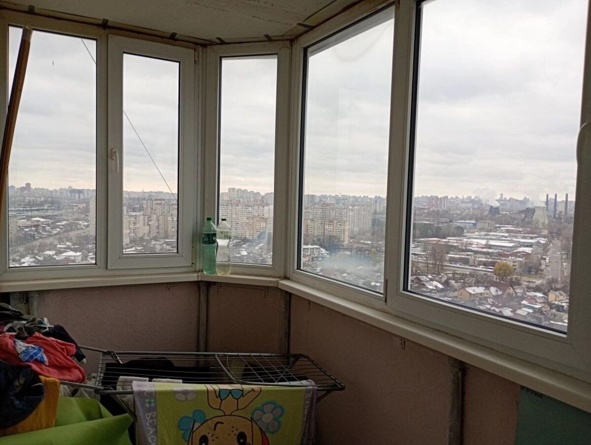 Apartments for sale 2 rooms, 71 m², 20th fl./22 floors. 6, Inzhenera Borodina vul. Serhiya Lazo, Kyiv. 