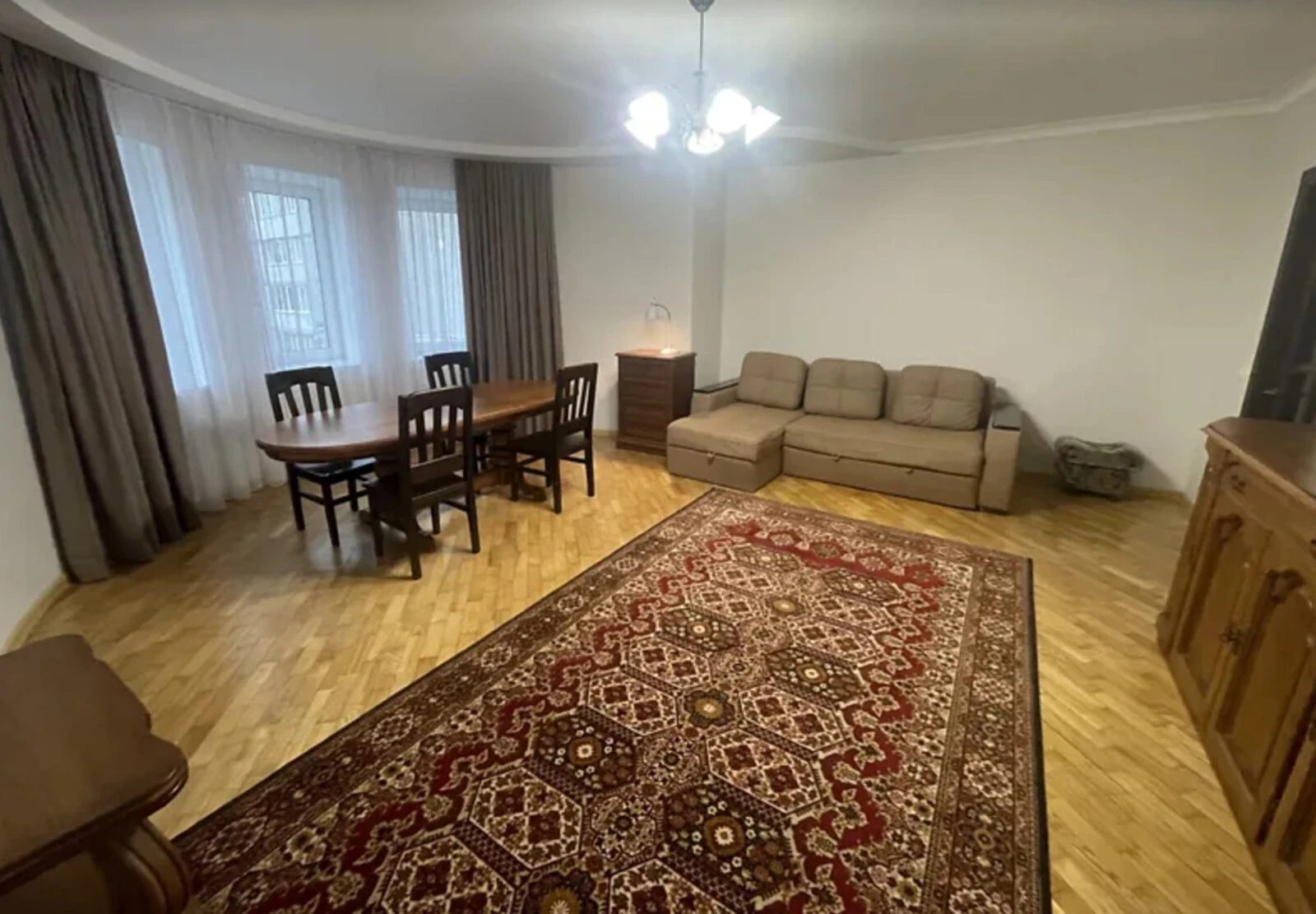 Apartments for sale 2 rooms, 88 m², 2nd fl./6 floors. Дружба, Ternopil. 