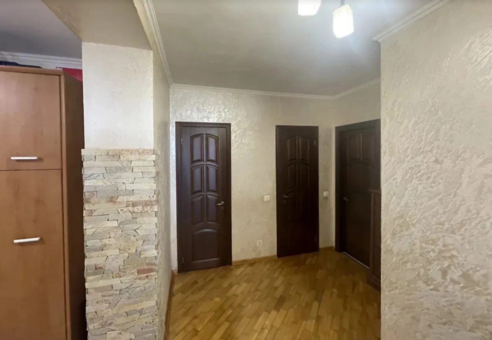 Apartments for sale 2 rooms, 88 m², 2nd fl./6 floors. Дружба, Ternopil. 