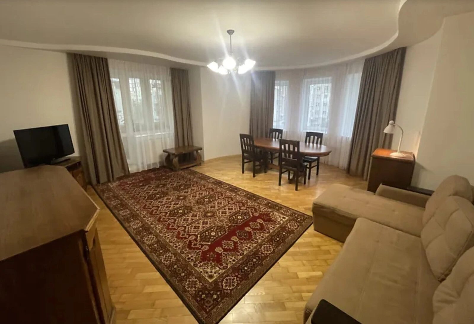 Apartments for sale 2 rooms, 88 m², 2nd fl./6 floors. Дружба, Ternopil. 