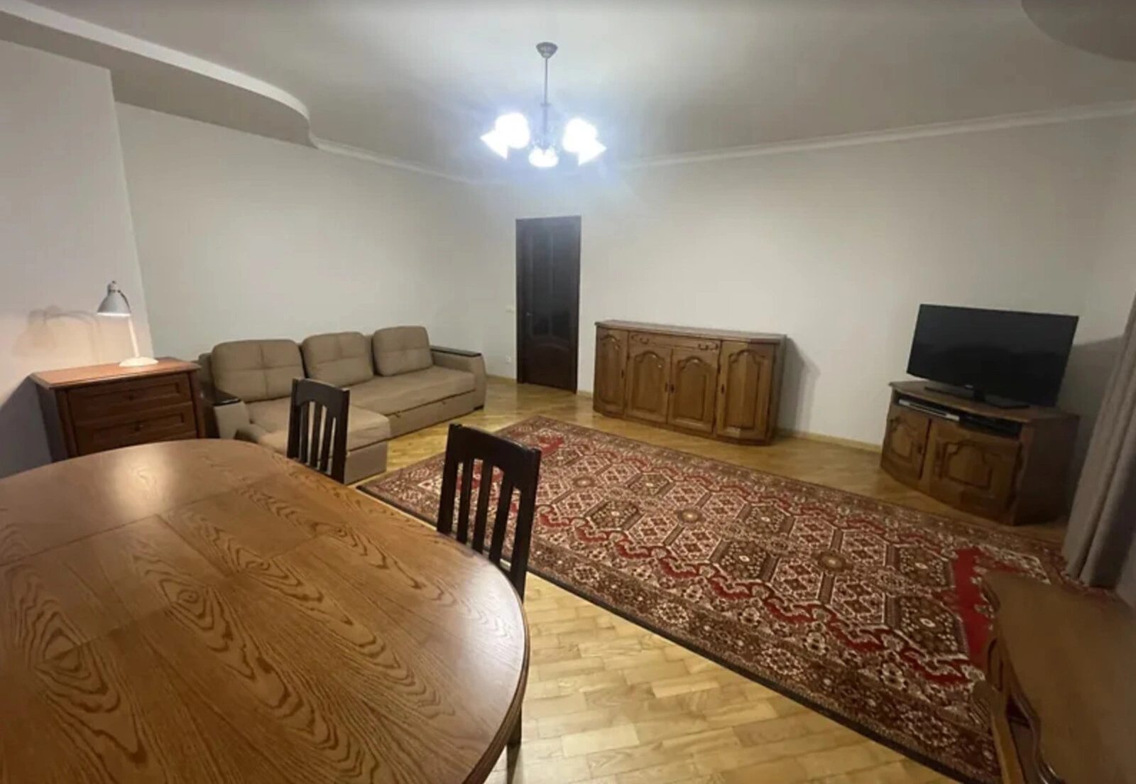 Apartments for sale 2 rooms, 88 m², 2nd fl./6 floors. Дружба, Ternopil. 